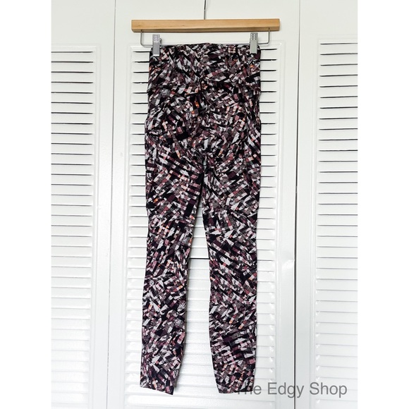 lululemon athletica | Fast and Free Tight II 25" *Non-Reflective Nulux - Picture 4 of 7